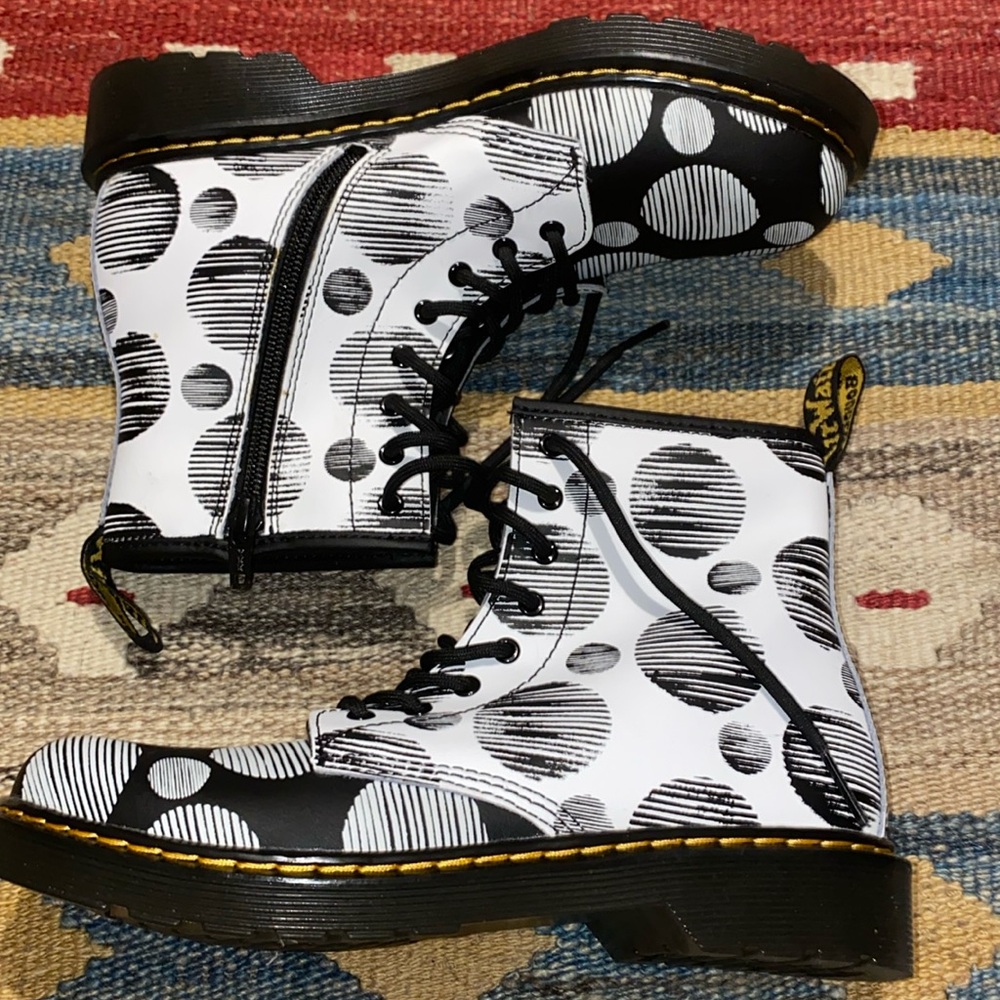 DR. Martens Polka Dot Leather Lace Up Boots NEW UK3 MENS 4 WOMENS 5 EU36